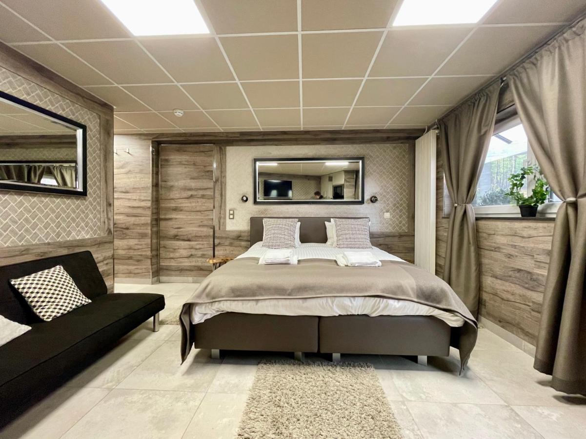 Room40 * Malmedy